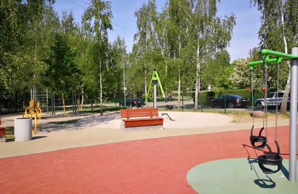 Miesto apžiūra: nuo supuvusios tvoros iki naujų aikštelių įrengimo