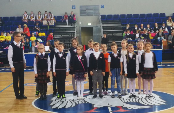 Jonavos sporto areną užpildė šeimų šėlsmas 