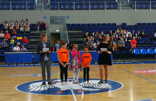 Jonavos sporto areną užpildė šeimų šėlsmas 