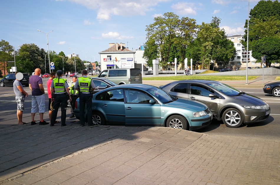 Avarija miesto centre per patį vakaro piką