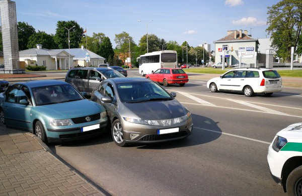 Avarija miesto centre per patį vakaro piką