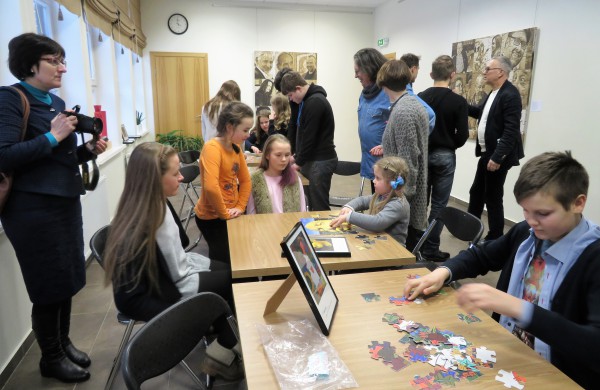 Jonaviškiai kviečiami į Lilijos Valatkienės parodos ,,Išrinktieji“ atidarymą