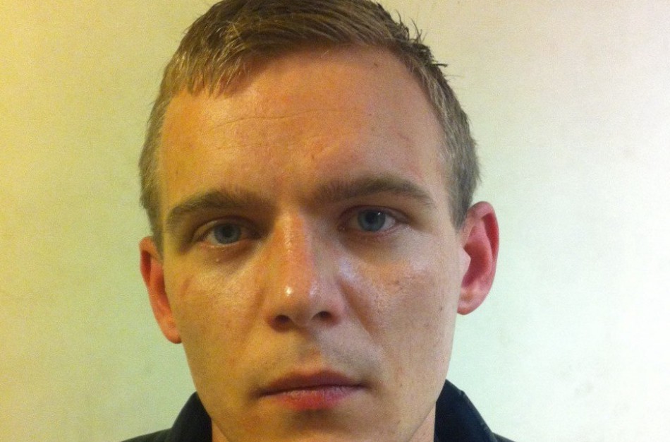 Pareigūnai prašo atsiliepti nuo šio vyro nukentėjusius asmenis