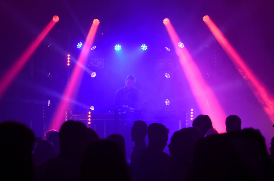 Jonaviškis: „Nepilnamečius leis į areną po 22.00 val.?!“