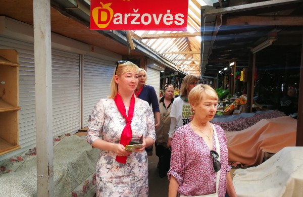 VMI ir "Sodra" specialistai Jonavos turgavietėse sukėlė sąmyšį