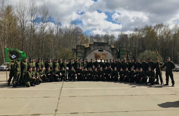 Po pusmečio tarnybos šauktiniai Egidijus ir Rytis: įgyta patirtis padės mums išgyventi ir nugalėti mūšio lauke