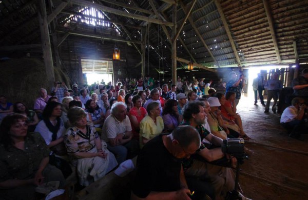 Į poezijos atlaidus kviečiami ir menininkai, ir nekilnojamojo turto pirkėjai
