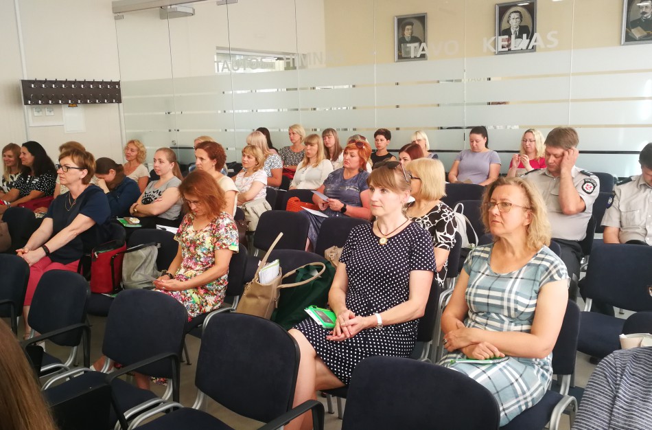 Prekyba žmonėmis – visos bendruomenės skaudulys 