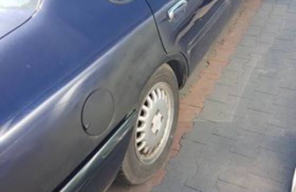 Ar prekybos centro aikštelė tampa automobilių sąvartynu?