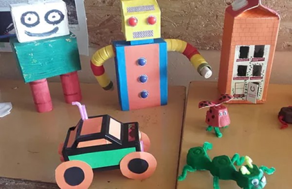 Jonavos „Neries“ pagrindinės mokyklos bendruomenė  laimėjo programos „Darni mokykla“ žaliąjį sertifikatą