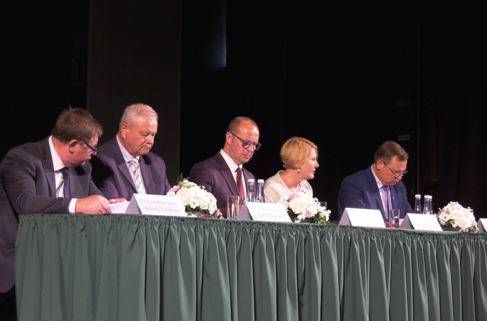 Šiais metais Lietuvos savivaldybių asociacijos (LSA) XXIV-asis suvažiavimas surengtas Jonavos kultūros centre