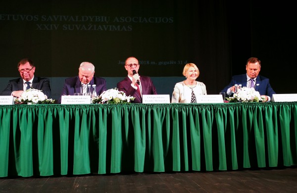 Šiais metais Lietuvos savivaldybių asociacijos (LSA) XXIV-asis suvažiavimas surengtas Jonavos kultūros centre