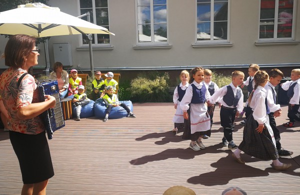 Šiandien startavo akcija „Vasara su lietuviška knyga“