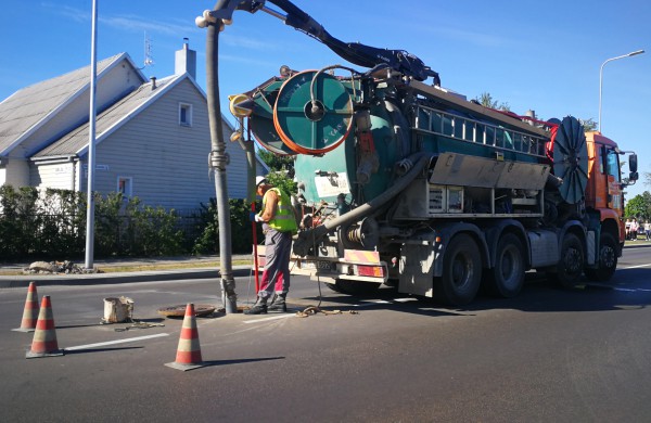 Jonaviškis: „Ir vėl vyksta darbai Vasario 16- osios gatvėje?“