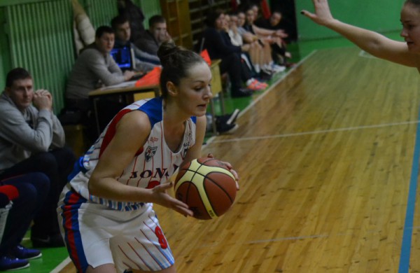 Daugybė klaidų puolime lėmė pirmąją Jonavos krepšininkių nesėkmę