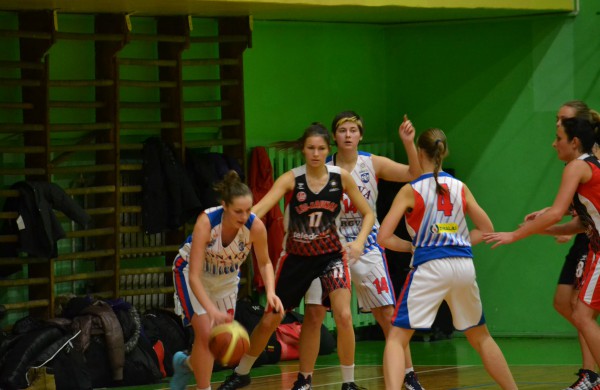 Daugybė klaidų puolime lėmė pirmąją Jonavos krepšininkių nesėkmę