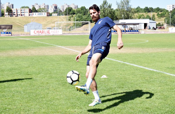 FK JONAVA papildė du vidurio saugai