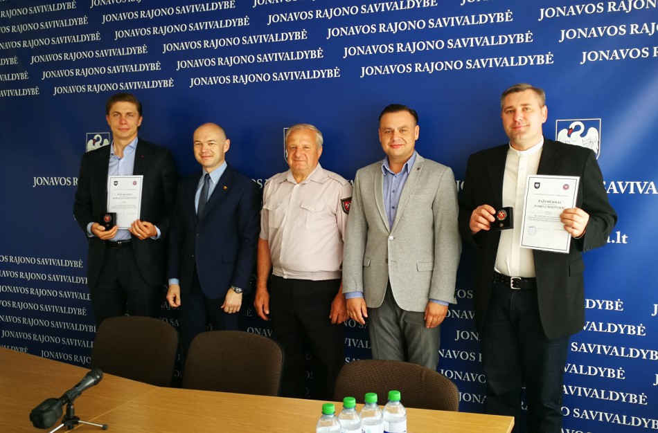 Vis sparčiau pildosi Jonavos r. ugniagesių savanorių gretos 