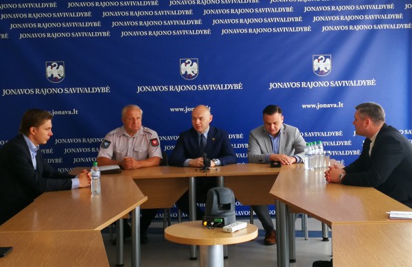 Vis sparčiau pildosi Jonavos r. ugniagesių savanorių gretos 