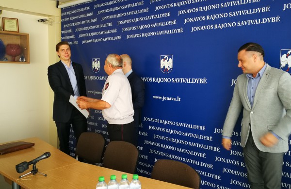 Vis sparčiau pildosi Jonavos r. ugniagesių savanorių gretos 