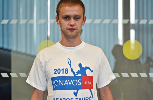 Burtų keliu ištraukti pirmi „Jonavos žinios“ taurės susitikimai