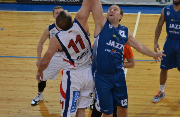 Skirtingai susiklėsčiusios rungtynės „Petrochemai“ padovanojo pergalę ir skaudų pralaimėjimą