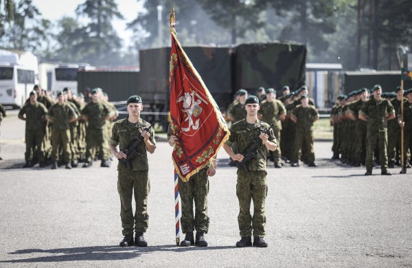 Rukloje ir Tauragėje į atsargą išleisti beveik 1000 šauktinių
