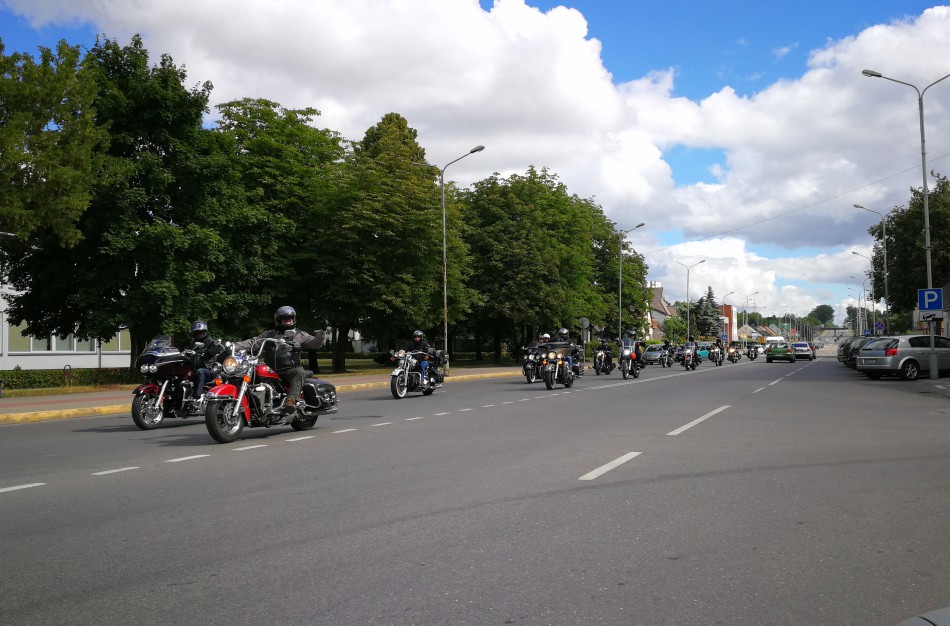 Baikerių klubas „Weak of Will MC“ atšventė 15 metų gimtadienį