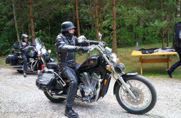 Baikerių klubas „Weak of Will MC“ atšventė 15 metų gimtadienį