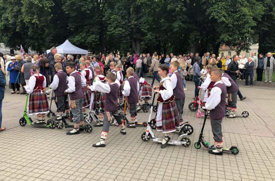 Dainų šventės dalyvių gretose – gausus jonaviečių būrys