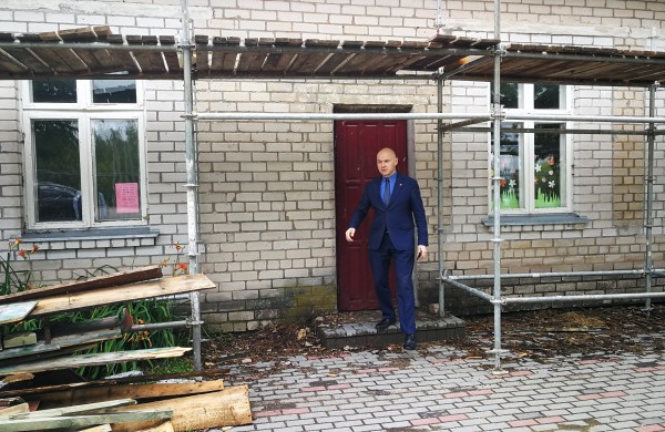 Bukonių bendruomenė pagaliau sulaukė ilgai lauktos kultūros namų renovacijos