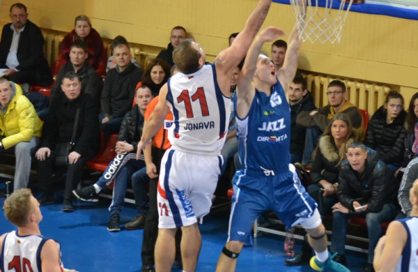 Skirtingai susiklėsčiusios rungtynės „Petrochemai“ padovanojo pergalę ir skaudų pralaimėjimą