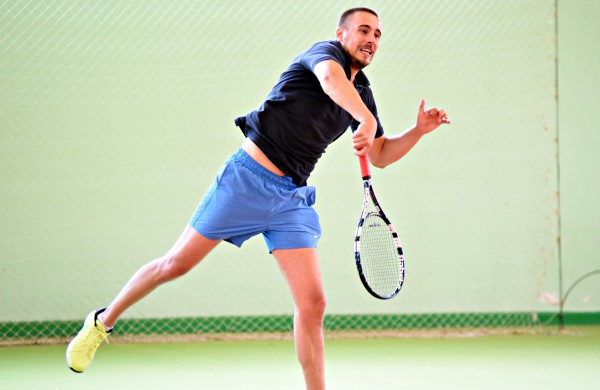 Pasibaigė teniso turnyras „Jonavos žinių“ taurei laimėti