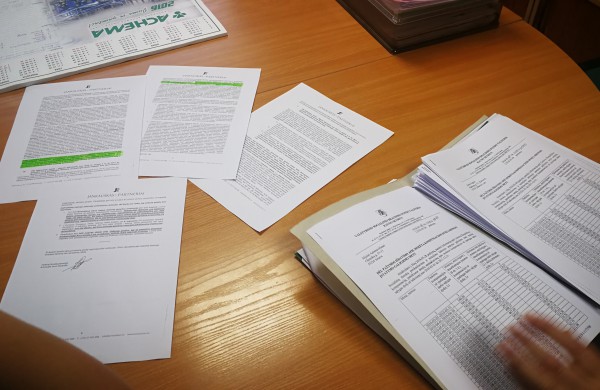 Achemos buvę ir esami darbuotojai: grąžinkit kompensacijas už kenksmingas darbo sąlygas!