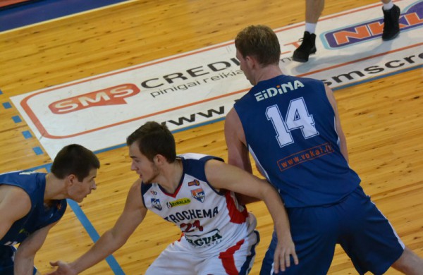 Skirtingai susiklėsčiusios rungtynės „Petrochemai“ padovanojo pergalę ir skaudų pralaimėjimą