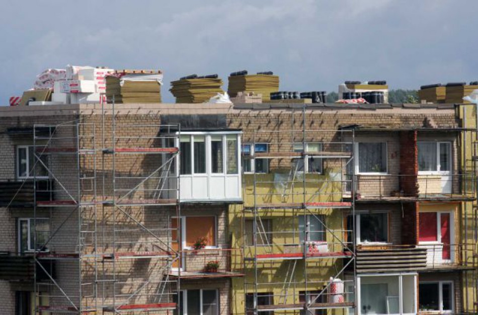 Daugiabučių renovacijos naujiena: skirtas finansavimas ir rezervinio sąrašo namams