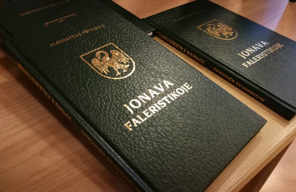 Pristatyta A.Kšivicko knyga „Jonava faleristikoje“