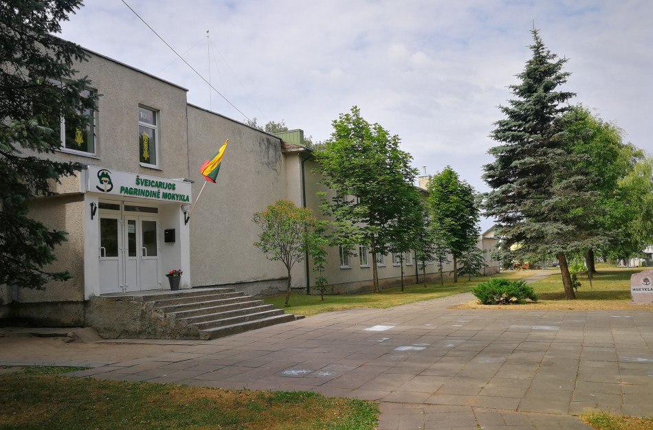 Projektas „Šveicarijos pagrindinės mokyklos pritaikymas bendruomenės poreikiams“