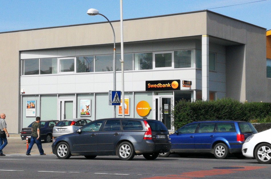 „Swedbank“ klaidino klientus dėl palūkanų kainos
