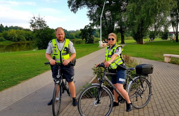 Pirmasis šio sezono patruliavimas ant dviračių 