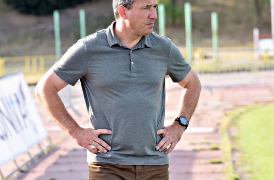 Treneris D. Gvildys ugdys jaunuosius „JONAVOS“ futbolininkus