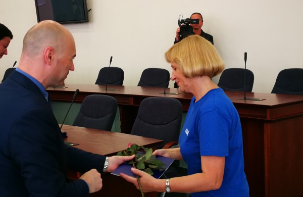 Apdovanoti ir pagerbti jonaviškiai dalyvavę Lietuvos šimtmečio  dainų šventėje ,,Vardan tos ...“