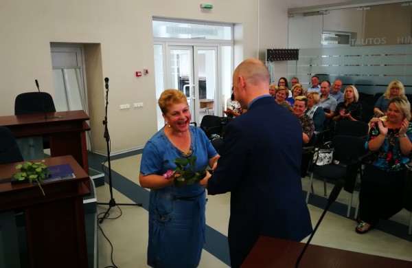 Apdovanoti ir pagerbti jonaviškiai dalyvavę Lietuvos šimtmečio  dainų šventėje ,,Vardan tos ...“