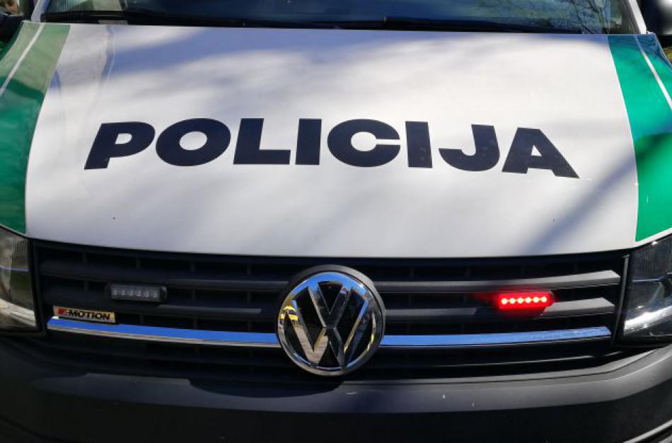 Išlaužus daugiabučio duris rastas negyvas vyras