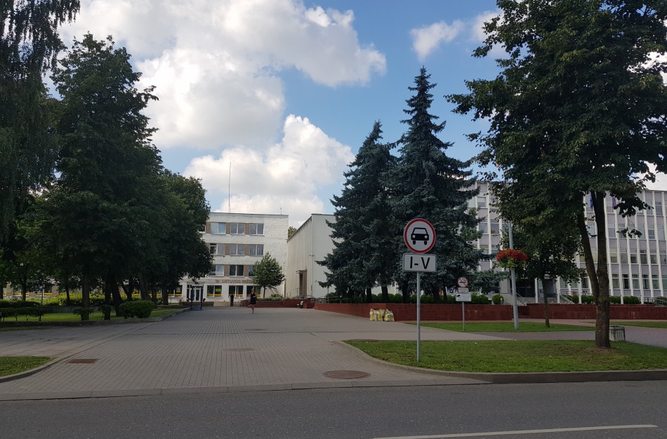 Ar valdininkams taisyklės negalioja?