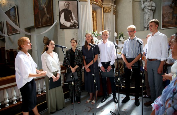 Skarulių muzikos festivalis prasidėjo su gausiomis publikos ovacijomis