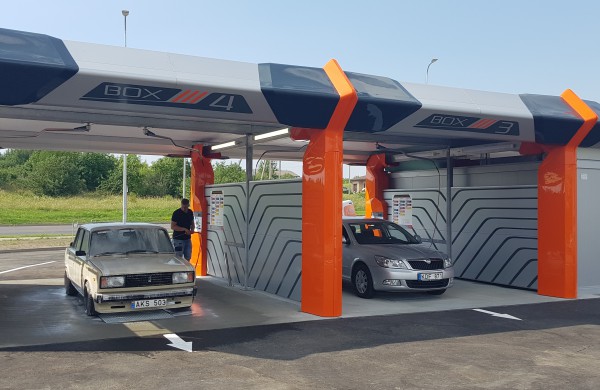 „H2AUTO“ bekontaktė savitarnos plovykla jau atidaryta ir Jonavoje