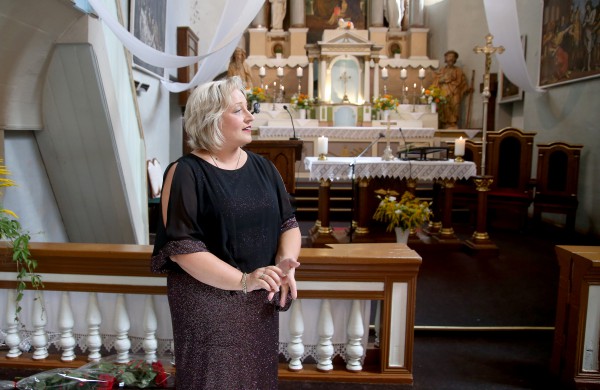 Viešniai iš Amerikos plojo pilna Skarulių bažnyčia