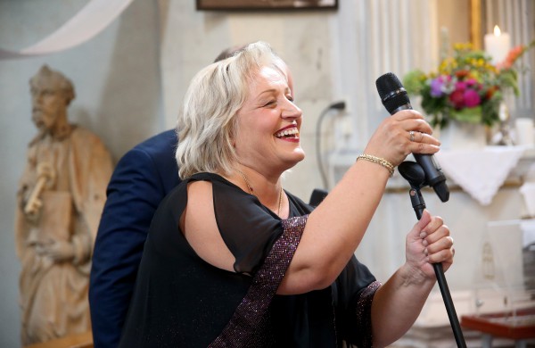 Viešniai iš Amerikos plojo pilna Skarulių bažnyčia