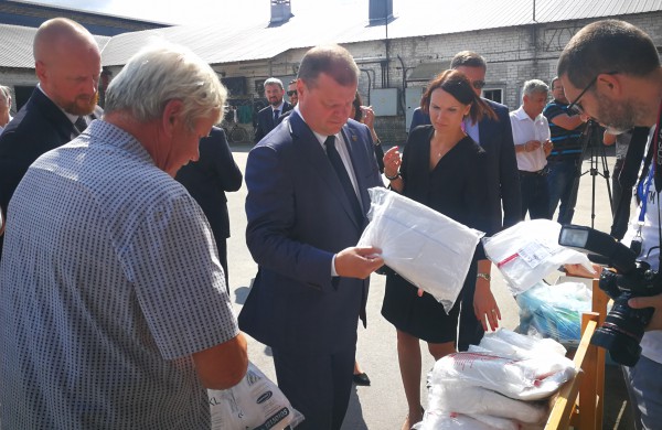 Premjeras: susipriešinimas žemės ūkio problemų neišspręs